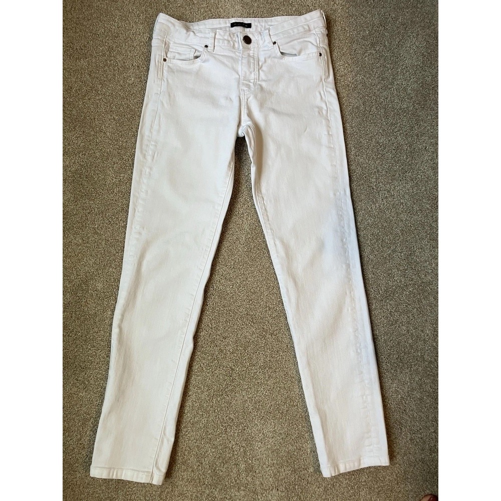 Massimo Dutti Women's Slim fit White Jeans, Size 4. 28 inch inseam.
